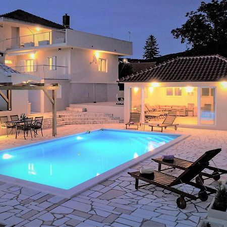 Villa Gorana For 10 With Large Private Pool Sutina Exterior photo